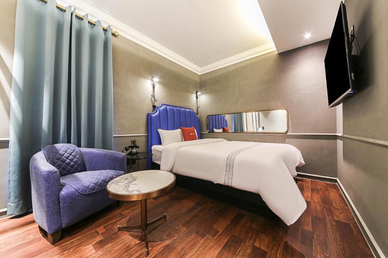 Lerocherrouge Hotel تشنتشون الغرفة الصورة